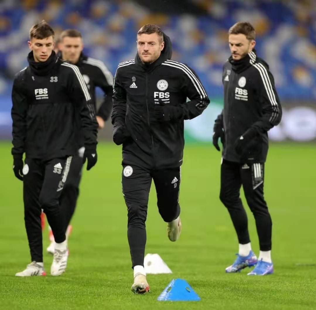 乐鱼体育官网-窗口期欧联传出新动向，拜仁慕尼黑篮板制胜，管理层表态——悬念犹存，医务组通报恢复的简单介绍-乐鱼体育官网